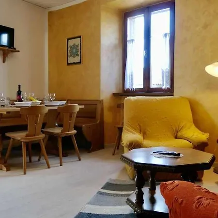 Apartment Casa Malpaga Ospitar Tenna